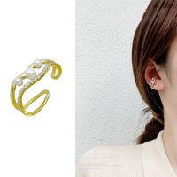 1 Piece Elegant Geometric Plating Inlay Copper Artificial Pearls Zircon Ear Cuffs main image 1
