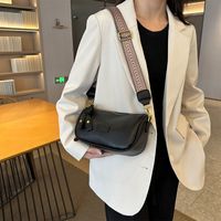 Women's Pu Leather Solid Color Classic Style Sewing Thread Pillow Shape Zipper Crossbody Bag sku image 1