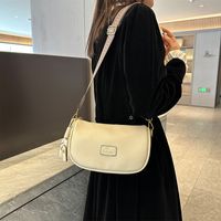 Women's Pu Leather Solid Color Classic Style Sewing Thread Pillow Shape Zipper Crossbody Bag sku image 4