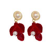 1 Pair Elegant Romantic Leaf Plating Inlay Alloy Artificial Pearls Drop Earrings main image 6