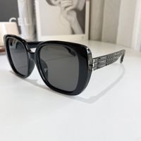Exaggerated Streetwear Solid Color Resin Square Full Frame Women's Sunglasses main image 1