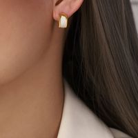 1 Pair Elegant Retro Moon Enamel Plating Copper 18k Gold Plated Ear Studs sku image 1