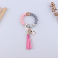 Simple Style Sports Color Block Alloy Silica Gel Beaded Women's Keychain sku image 1