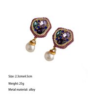 1 Pair Retro Luxurious Geometric Plating Inlay Alloy Artificial Pearls Rhinestones 18k Gold Plated Drop Earrings main image 2