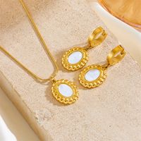 Elegant Simple Style Round Titanium Steel Plating Chain Inlay Shell 18k Gold Plated Earrings Necklace main image 1