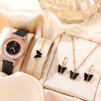 Casual Cute Luxurious Solid Color Folding Buckle Buckle Quartz Women's Watches sku image 1