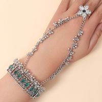 Vintage Style Simple Style Flower Alloy Inlay Resin Women's Bracelets main image 1