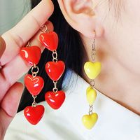 1 Pair Sweet Simple Style Heart Shape Spray Paint Arylic Drop Earrings main image 3