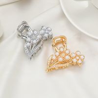 Women's Elegant Glam Flower Butterfly Alloy Plating Inlay Artificial Pearls Hair Claws main image 1