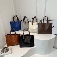 Women's Pu Leather Solid Color Classic Style Open Tote Bag main image 1