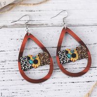 1 Pair Retro Water Droplets Wood Drop Earrings main image 6