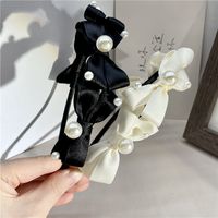 Women's Fairy Style Sweet Bow Knot Cloth Inlay Artificial Pearls Hair Band main image 3