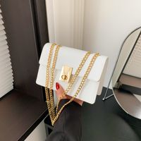 Women's Pu Leather Solid Color Classic Style Flip Cover Crossbody Bag main image 4