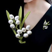 Élégant Glamour Géométrique Alliage Placage Incruster Perles Artificielles Strass Coquille Femmes Broches sku image 35
