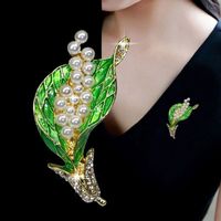 Élégant Glamour Géométrique Alliage Placage Incruster Perles Artificielles Strass Coquille Femmes Broches sku image 49