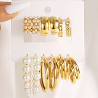 1 Set IG Style Modern Style Classic Style Geometric Round Inlay Zinc Alloy Artificial Pearls Hoop Earrings main image 1