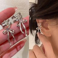 1 Pair Sweet Bow Knot Plating Alloy Gold Plated Ear Cuffs main image 1