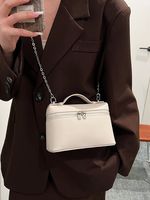 Women's Pu Leather Solid Color Classic Style Sewing Thread Flip Cover Shoulder Bag sku image 4