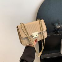 Women's Pu Leather Stripe Solid Color Classic Style Square Lock Clasp Crossbody Bag main image 2