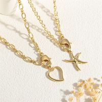 Kupfer 18 Karat Vergoldet Einfacher Stil Seestern Herzform Aushöhlen Halskette Mit Anhänger main image 7