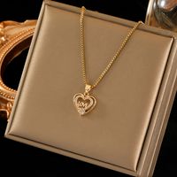 Wholesale Elegant Heart Shape Artificial Feather Brass Inlay 18K Gold Plated Zircon Pendant Necklace sku image 1