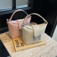 Women's Bow Knot Classic Style Flip Cover Bucket Bag main image 8