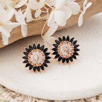 1 Paire Style IG Sucré Brillant Fleur Évider Incruster Le Cuivre Zircon Plaqué Or Rose Boucles D'Oreilles main image 4