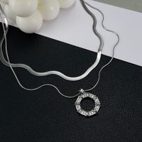 Großhandel Einfacher Stil Kreis Rostfreier Stahl Kupfer Halskette Mit Anhänger main image 5