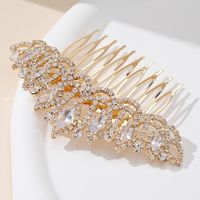 Women's Vacation Sweet Solid Color Alloy Inlay Rhinestones Insert Comb main image 5