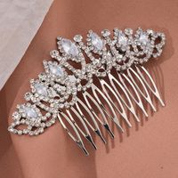 Women's Vacation Sweet Solid Color Alloy Inlay Rhinestones Insert Comb main image 1