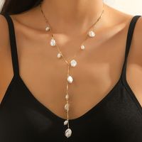 Simple Style Classic Style Solid Color Imitation Pearl Alloy Wholesale Necklace main image 1