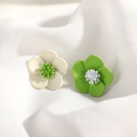 1 Pair Sweet Flower Stoving Varnish Alloy Ear Cuffs sku image 5