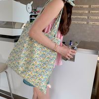 Women's Medium Polyester Ditsy Floral Vacation Open Underarm Bag sku image 15