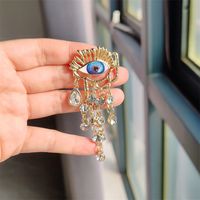 Elegant Retro Devil's Eye Alloy Plating Zircon Unisex Brooches main image 7