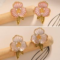 1 Pair Sweet Simple Style Flower Copper Zircon 18K Gold Plated Ear Studs main image 1