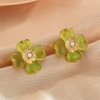 1 Pair Casual Elegant Classic Style Flower Inlay Copper Artificial Pearls Resin 18K Gold Plated Ear Studs main image 3