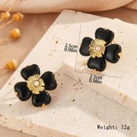 1 Pair Casual Elegant Classic Style Flower Inlay Copper Artificial Pearls Resin 18K Gold Plated Ear Studs sku image 2