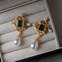 1 Pair Elegant Retro French Style Geometric Hollow Out Inlay Copper Artificial Pearls Zircon 18K Gold Plated Drop Earrings main image 5