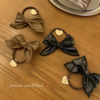 Women's Retro Bow Knot Pu Leather Hair Tie main image 1