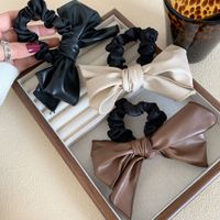 Women's Retro Bow Knot Pu Leather Hair Tie main image 2
