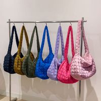 Women's Large Nylon Solid Color Streetwear Zipper Cloud Shape Bag main image 5