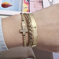 304 Stainless Steel Copper 18K Gold Plated Classic Style Braid Geometric Cross Zircon Bangle main image 1