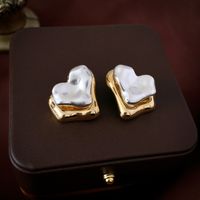 1 Pair IG Style Simple Style Heart Shape Plating Inlay Copper Pearl Ear Studs main image 1
