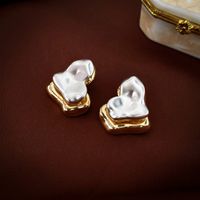 1 Pair IG Style Simple Style Heart Shape Plating Inlay Copper Pearl Ear Studs main image 3