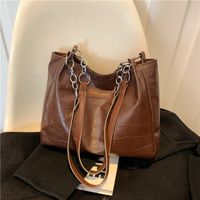 Women's Pu Leather Solid Color Classic Style Zipper Shoulder Bag main image 4