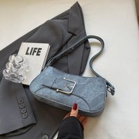 Women's Pu Leather Solid Color Vintage Style Zipper Shoulder Bag main image 3