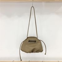 Women's Mini Pu Leather Solid Color Classic Style Cloud Shape Zipper Shoulder Bag sku image 3