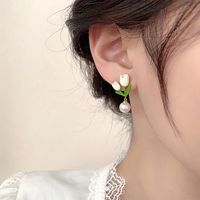 1 Pair Simple Style Flower Plating Arylic Gold Plated Drop Earrings main image 1