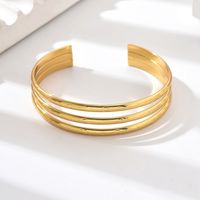 Elegant Simple Style Solid Color 201 Stainless Steel 18K Gold Plated Bangle In Bulk main image 4