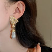 1 Pair IG Style Elegant Geometric Alloy Rhinestones Drop Earrings main image 3